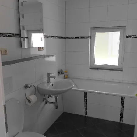 Haus Astrid -Schwerin-Goerries - Appartement Klein Rogahn Buitenkant foto